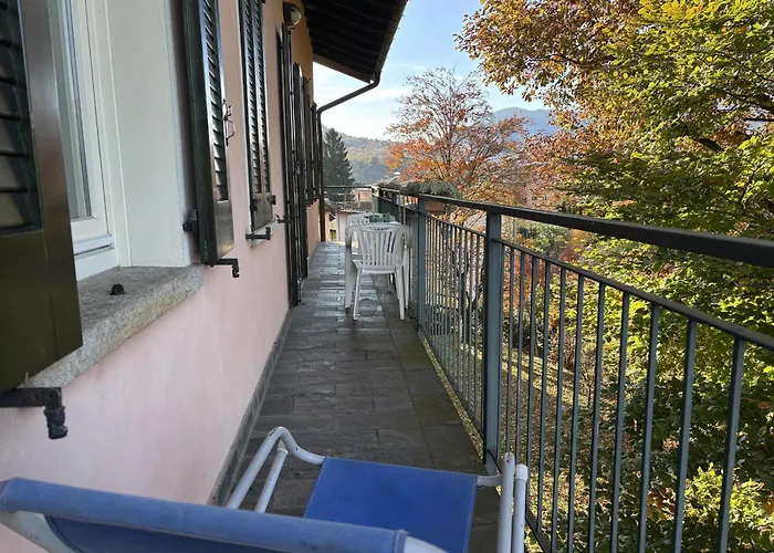 Esther 2 Apartament Luino
