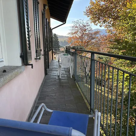 Esther 2 Διαμέρισμα Luino